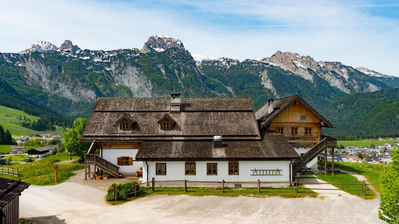 Sonnleit'n 6 Farm stay Abtenau